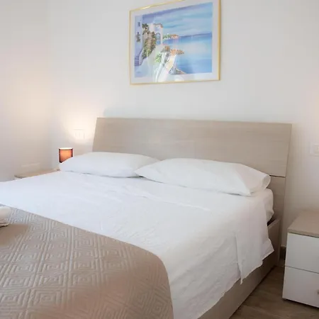 Italian Country House Near Rome Apartment Nettuno